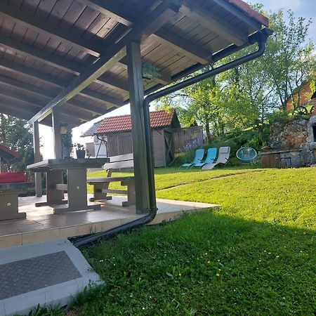 Vineyard Cottage Klemencic Ново Место Екстериор снимка