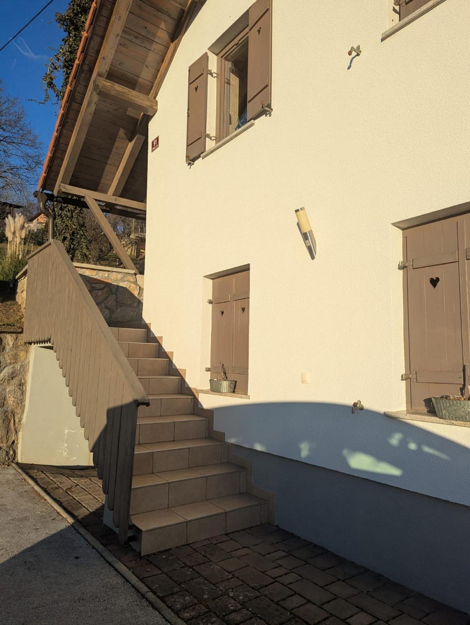 Vineyard Cottage Klemencic Ново Место Екстериор снимка